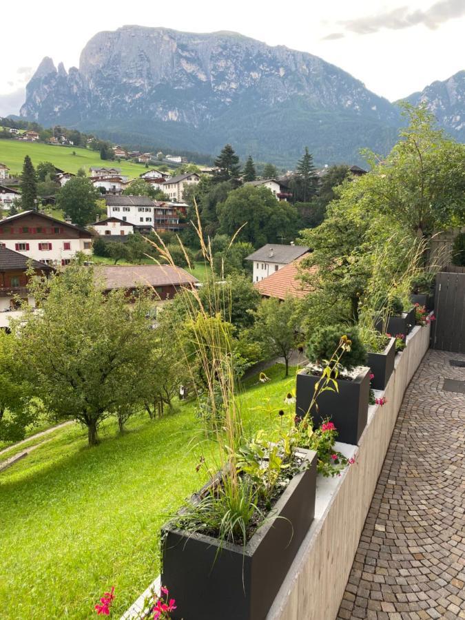 Casa Sciliar Centro Paese Pink Apartment Fie allo Sciliar Exterior photo